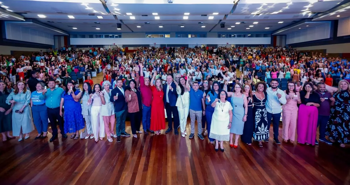 Governo do Maranhão garante reajuste de 10% para professores em 2026